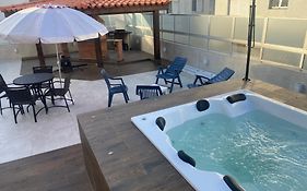 Cobertura Guarujá Apto com Jacuzzi e Churrasqueira